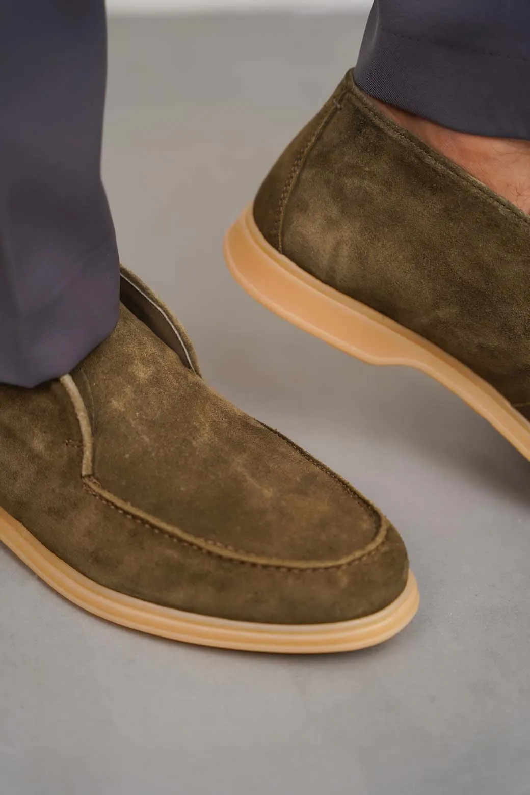 HIGH-TOP LEATHER LOAFERS